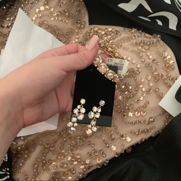 Mori Lee Prom Dress w/ Jewelry - Picture 5 of 5